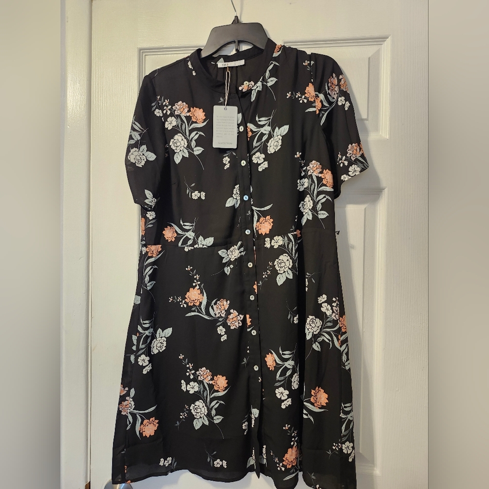 Dr2 short sleeve flare dress black floral nordstrom button down 100% polyester